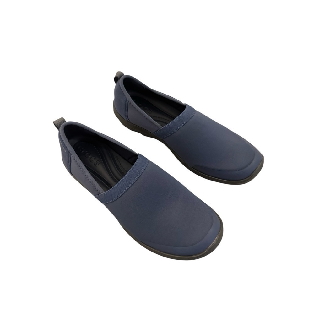 Crocs Women's Duet Busy Day 2.0 Satya slip-on flats
